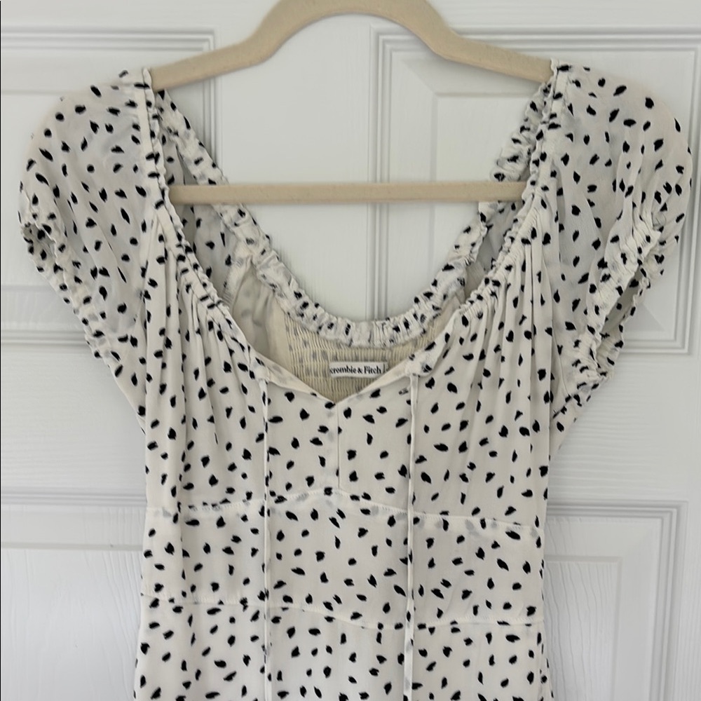 NWT Black and White Mini Dress
